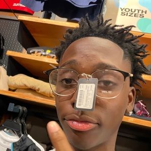 Meet your Posher, Aj